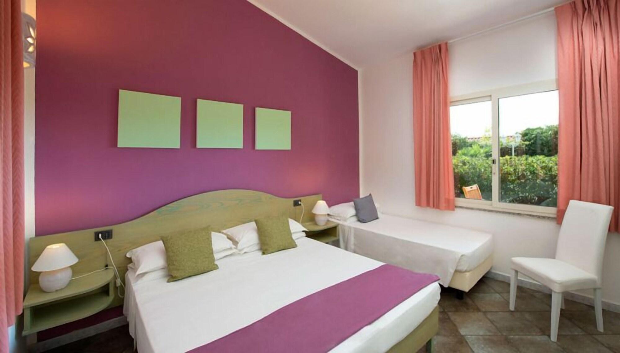 מלון סנטה מרגריטה די פולה Amareclub Rocca Dorada מראה חיצוני תמונה